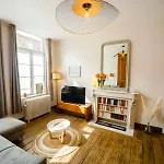 La Petite Ourse - De Charme Citadin Apartman *