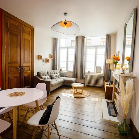 La Petite Ourse - De Charme Citadin *