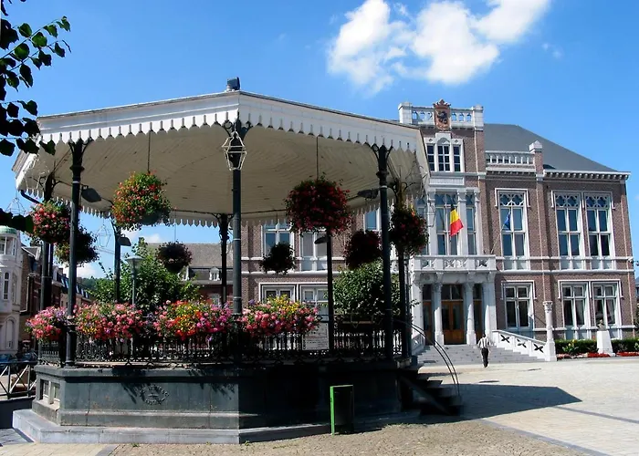 La Petite Ourse - De Charme Citadin Andenne